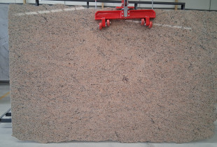 GRANITO AMARELO IMPERIAL