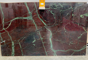 QUARTZITE MOULIN ROUGE